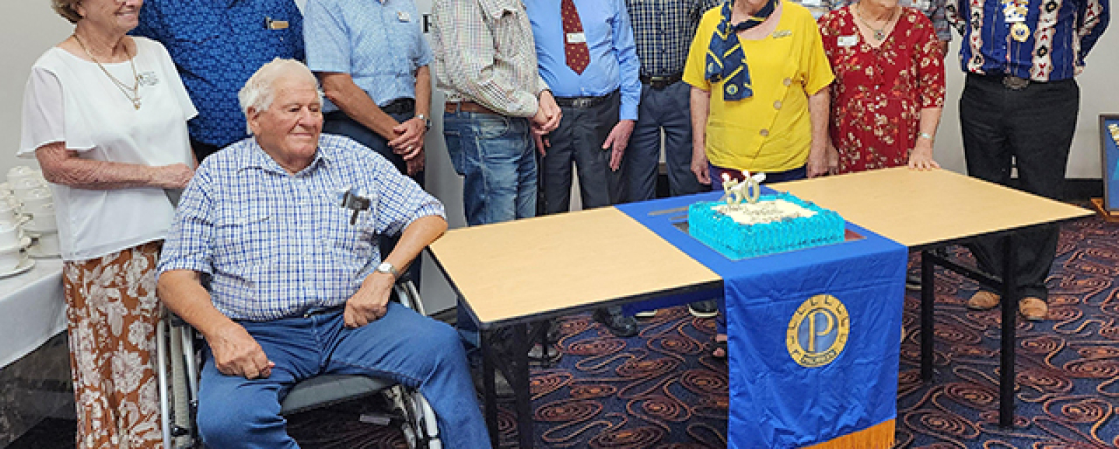 President Mark McCabe and his committee had organised for many of their Past Presidents to attend.
